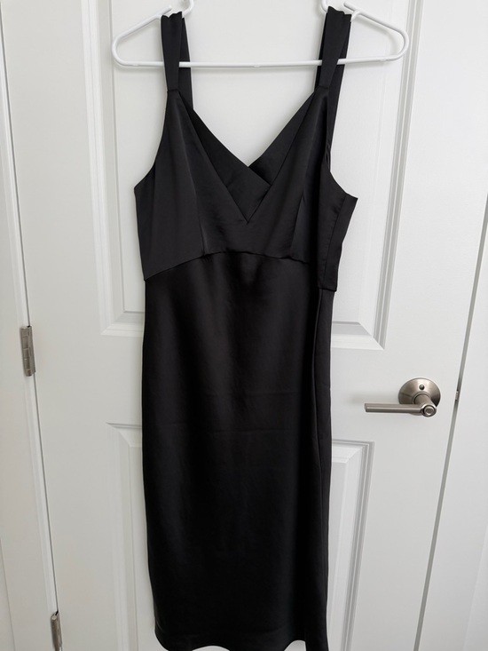 Express Dresses & Skirts - Express Black Midi V-Neck Satin-Panel Dress